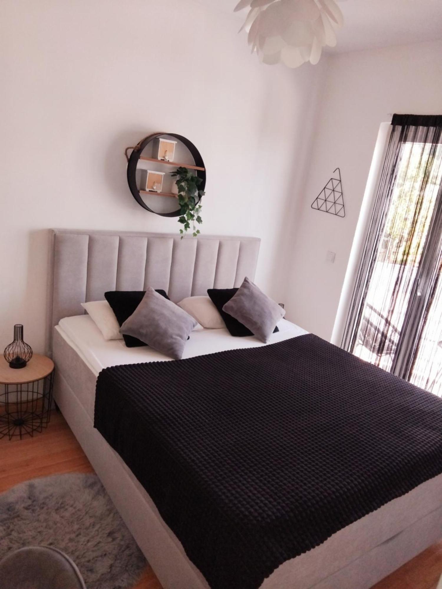 Studio Apartman Marly Apartman Póla Kültér fotó